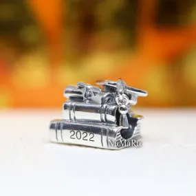 2022 Graduation Charm 790790C00